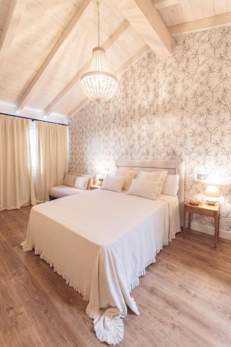 Villa La Casa Del Jardin Candeleda Esterno foto